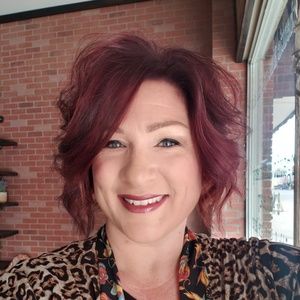 Meet your Posher, Brandi